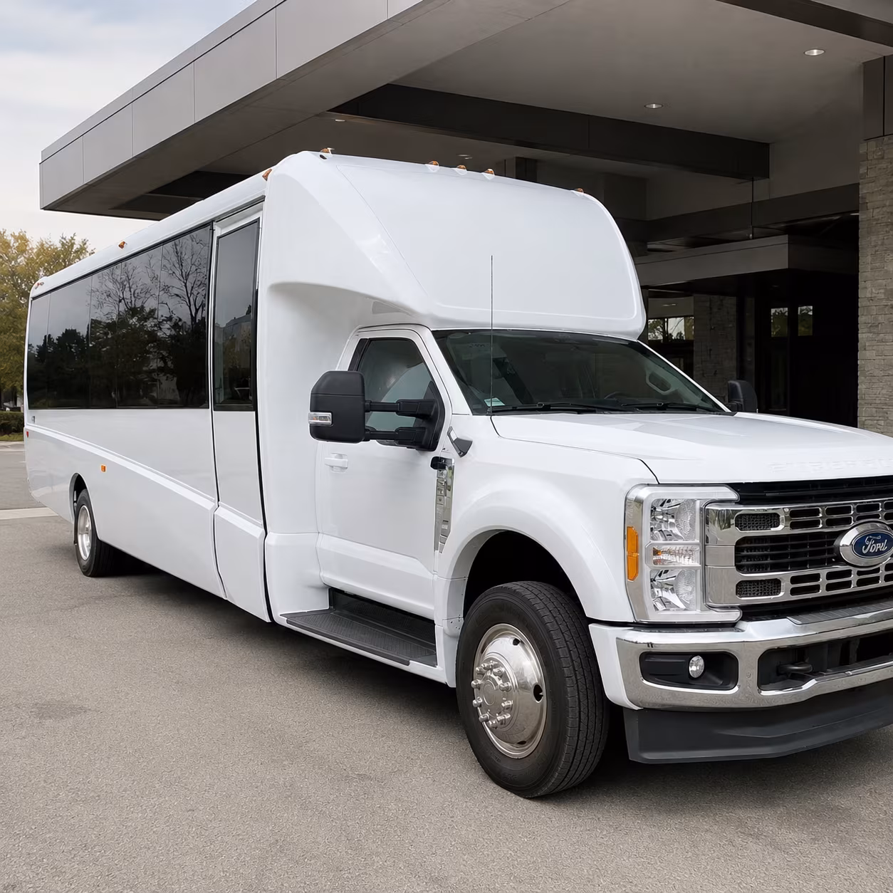 corporate airport transfer buses between lorain and cleveland hopkins cle