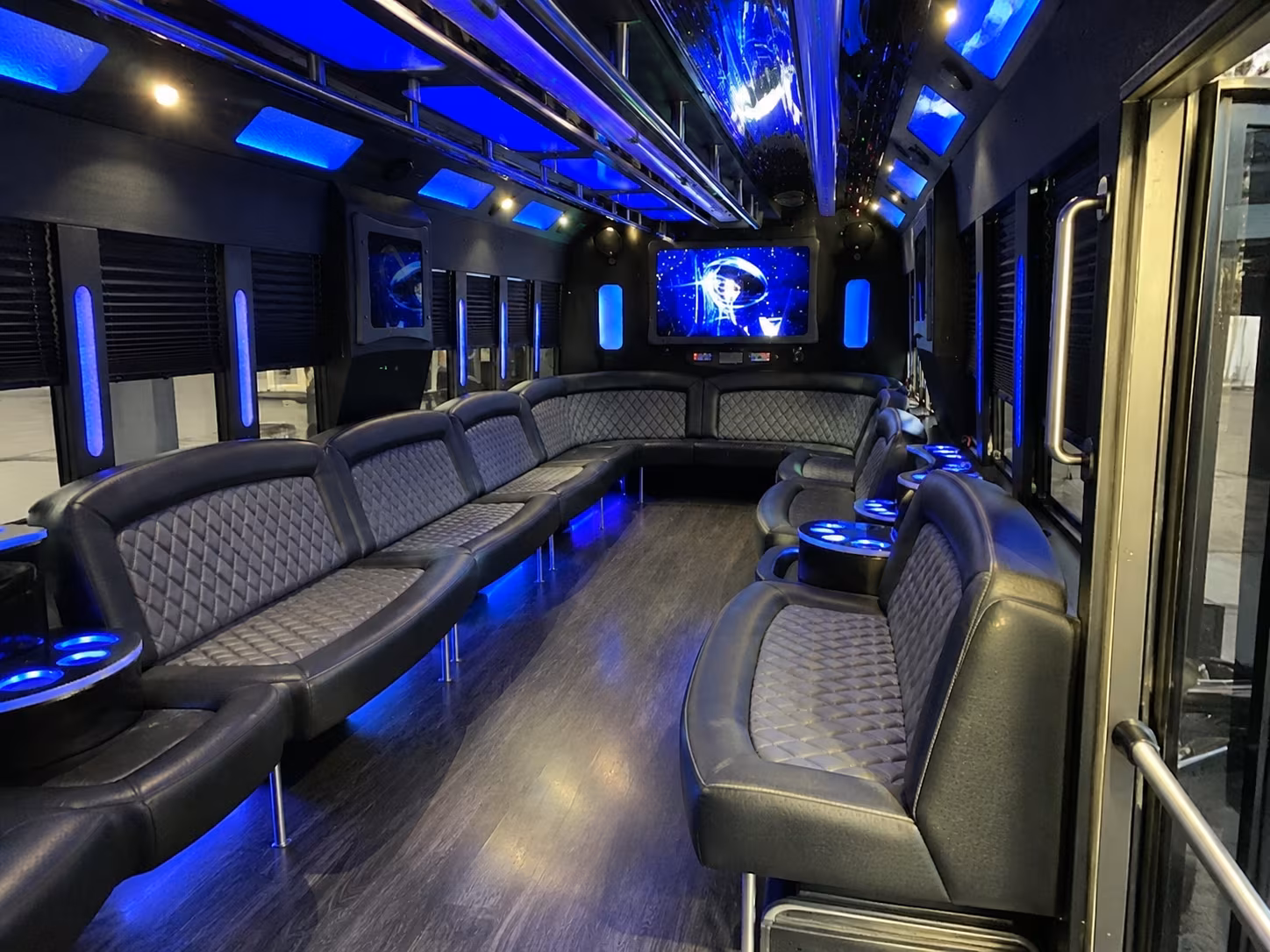 lorain 28 passenger party bus interior
