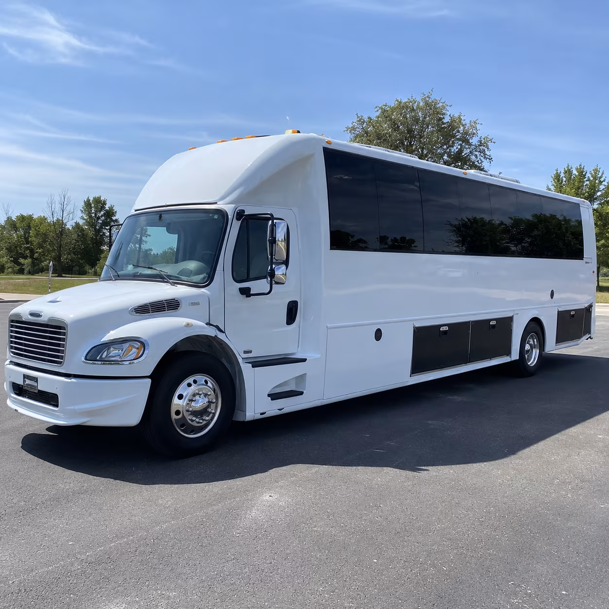 lorain 40 passenger party bus