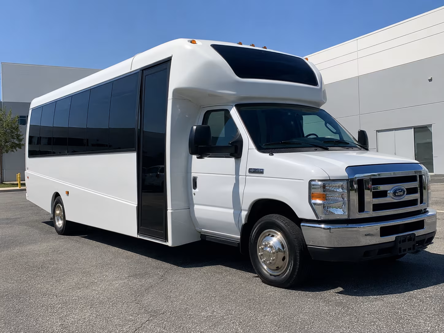 school field trip and student group buses in lorain county